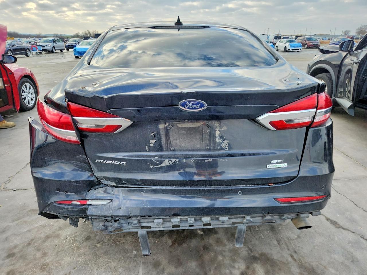 2019 FORD FUSION SE photo 11
