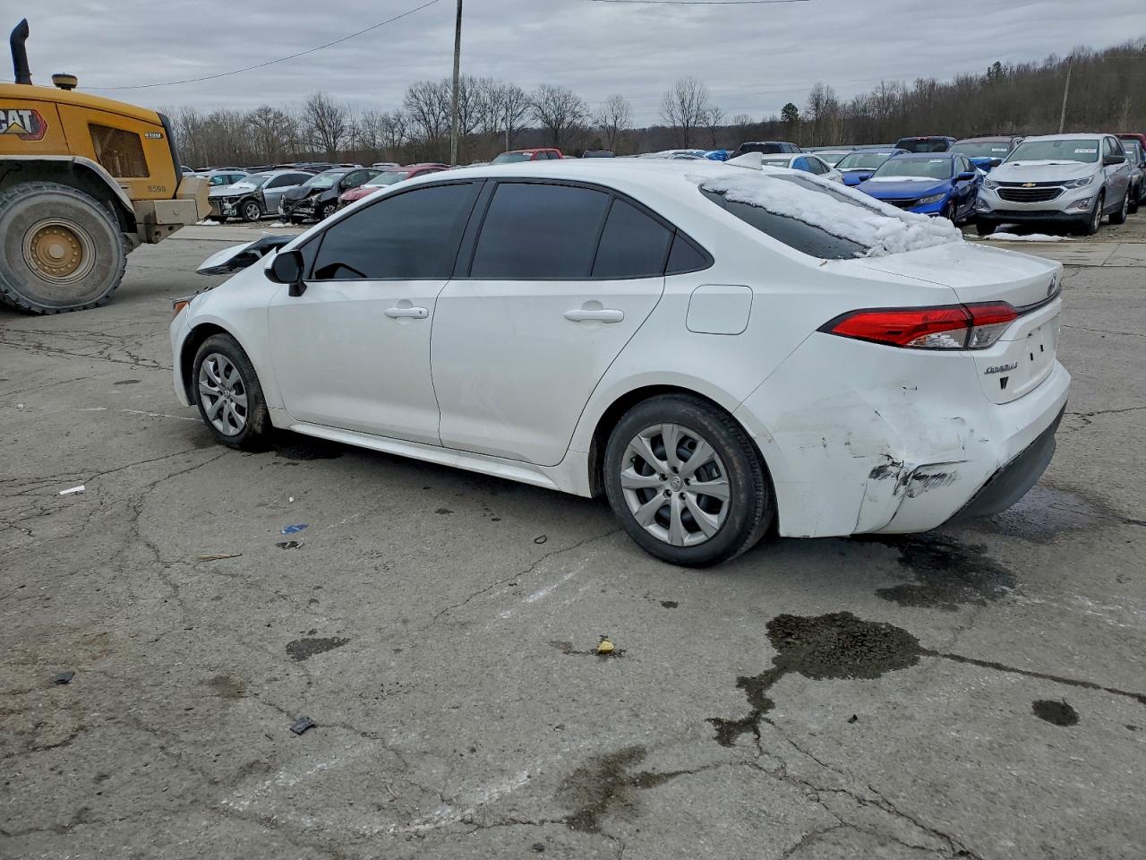 2025 TOYOTA COROLLA LE photo 4