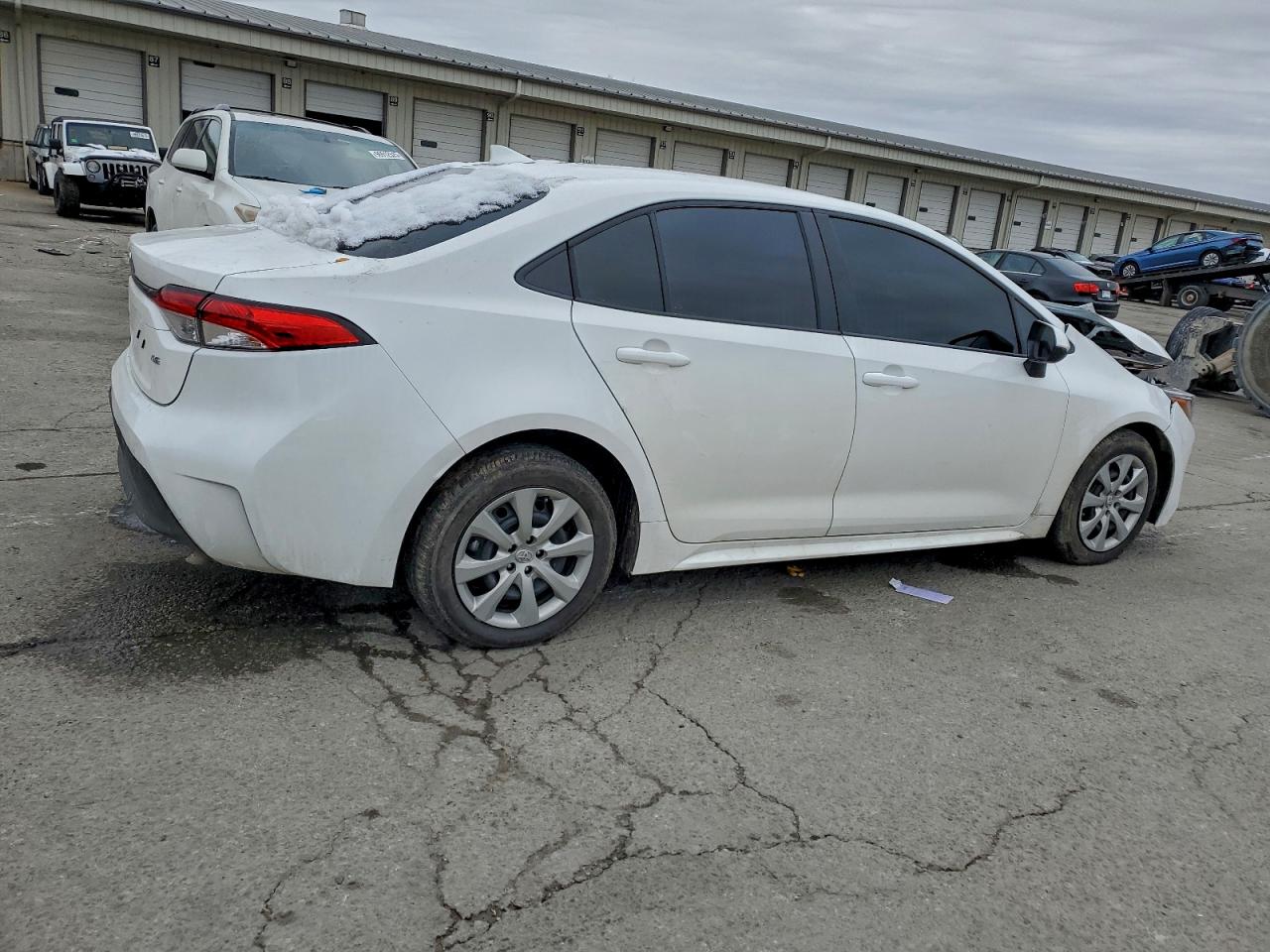 2025 TOYOTA COROLLA LE photo 7