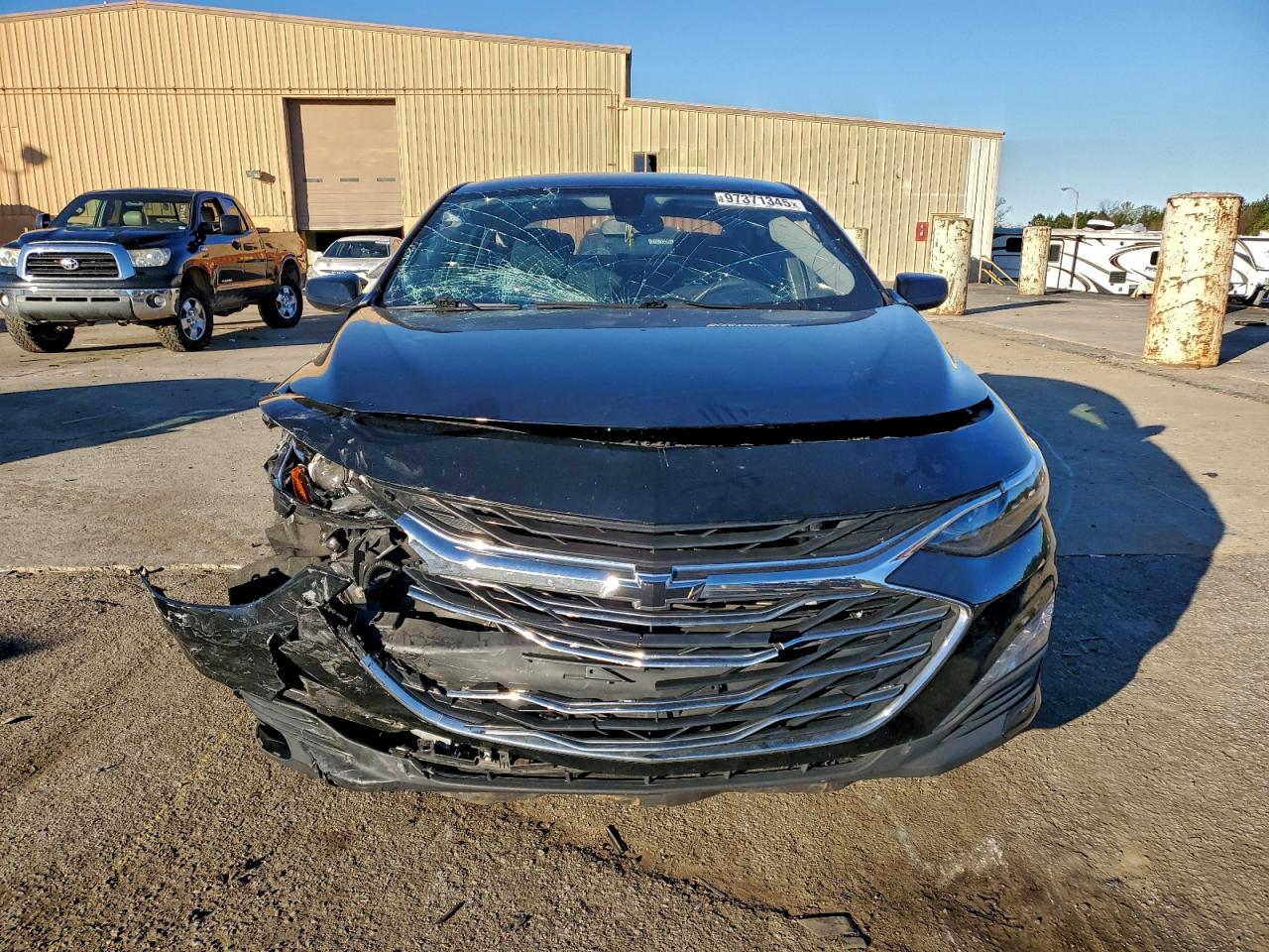 2022 CHEVROLET MALIBU LT photo 5