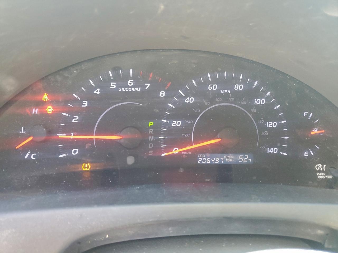 2010 TOYOTA CAMRY BASE photo 17