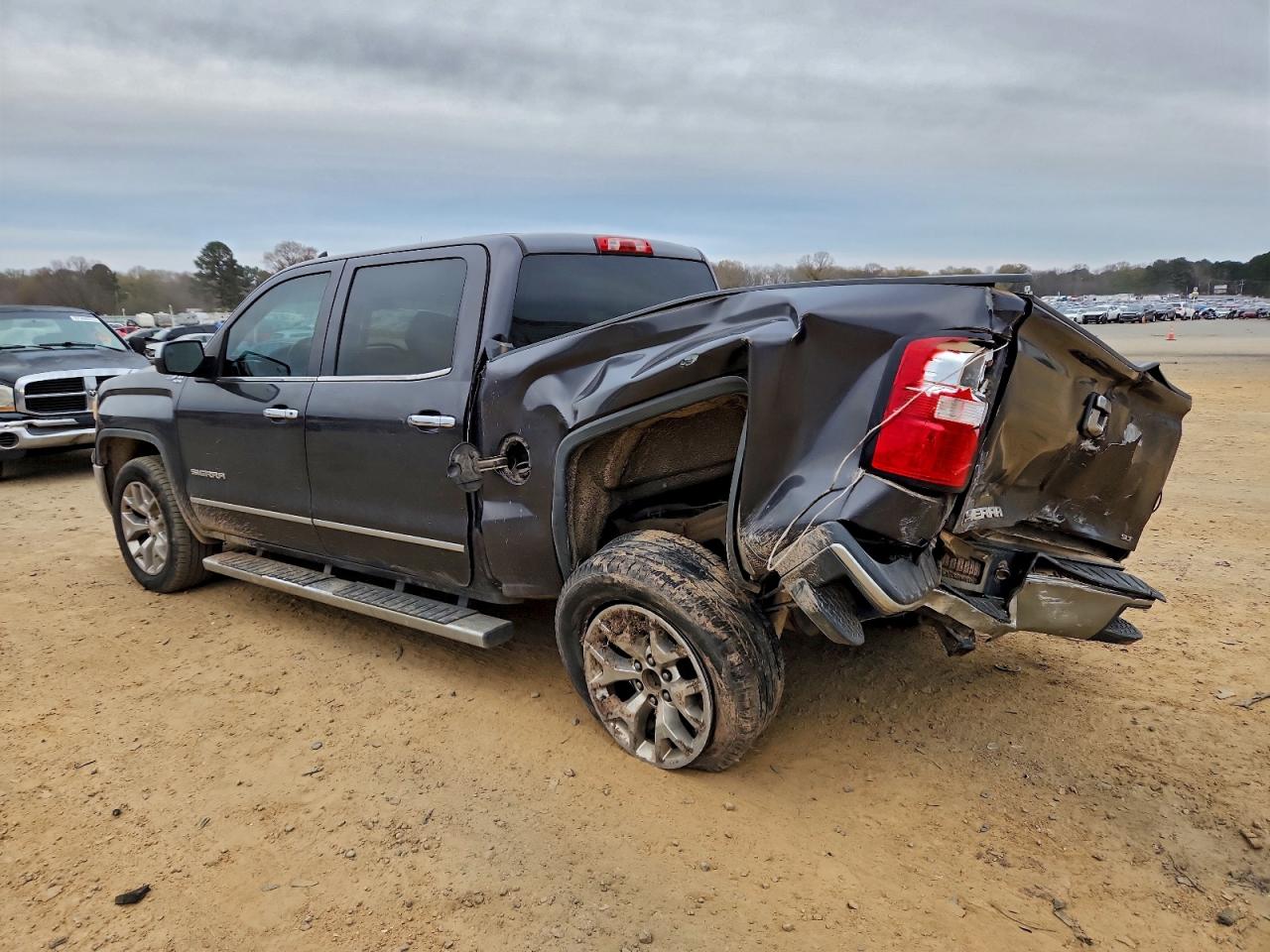 2015 GMC SIERRA K1500 SLT photo 4