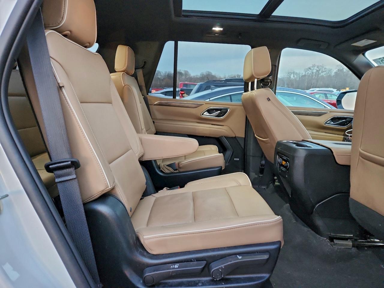 2023 CHEVROLET TAHOE K1500 PREMIER photo 31