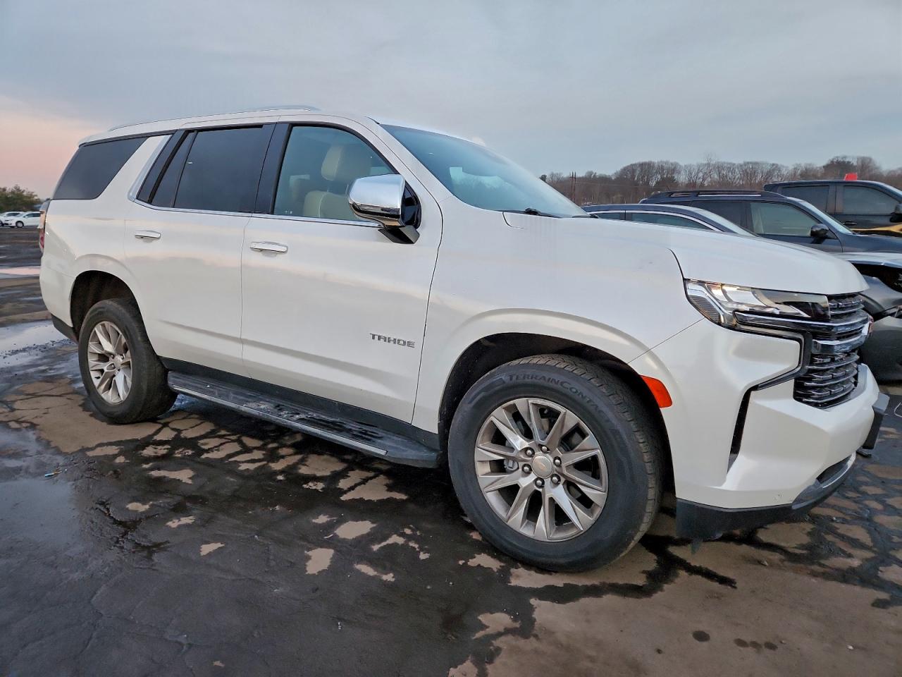2023 CHEVROLET TAHOE K1500 PREMIER photo 10