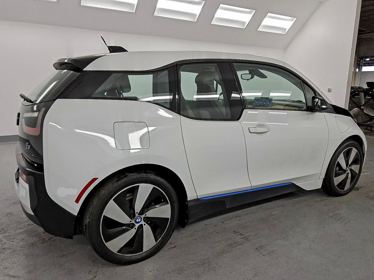 2015 BMW I3 REX photo 11