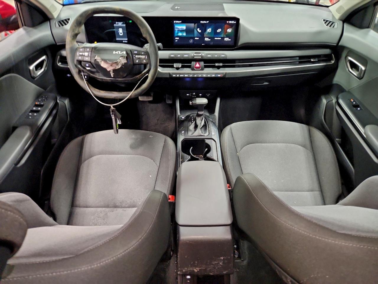 2025 KIA K4 LX photo 8