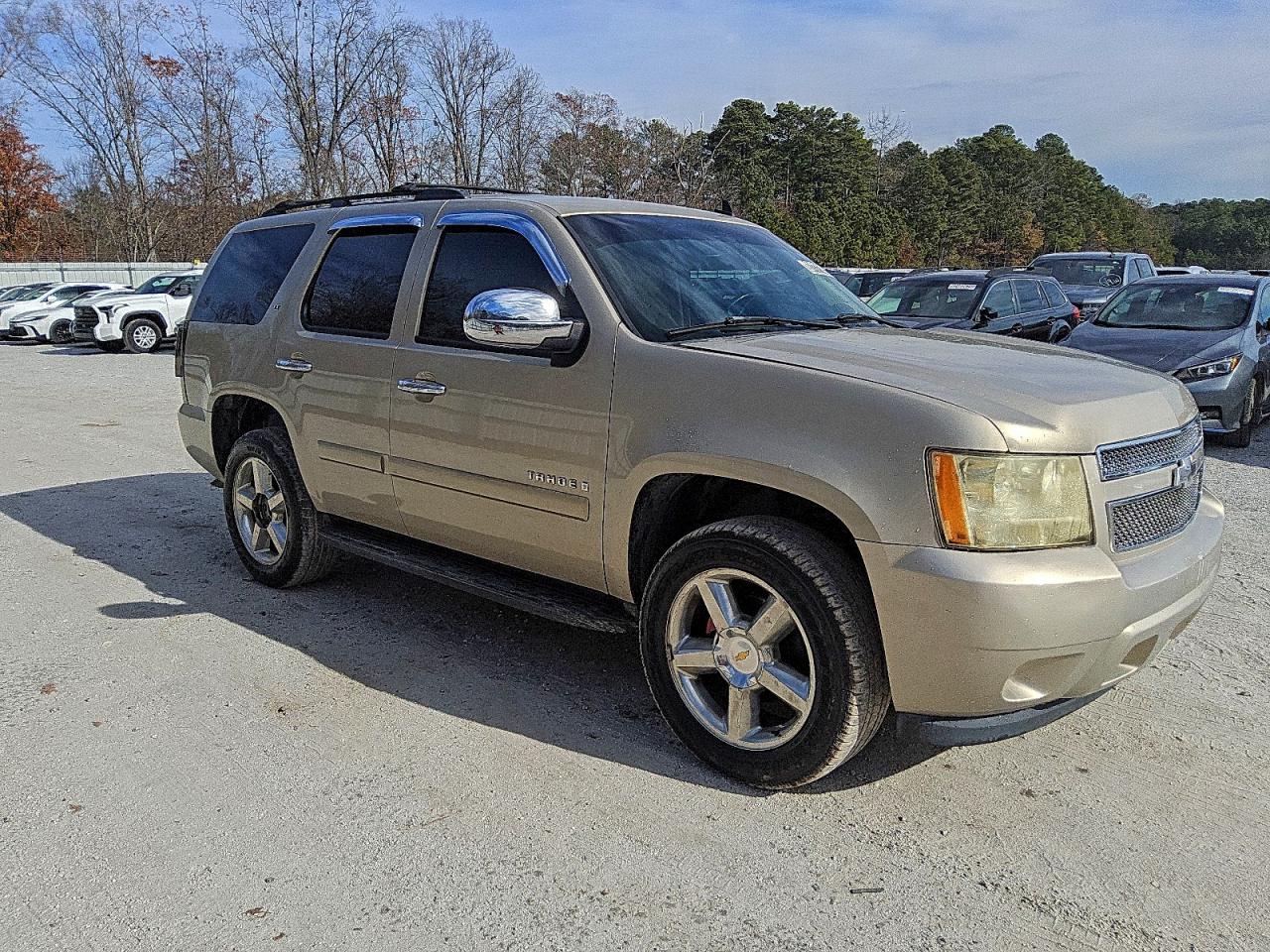 2008 CHEVROLET TAHOE C1500 photo 4