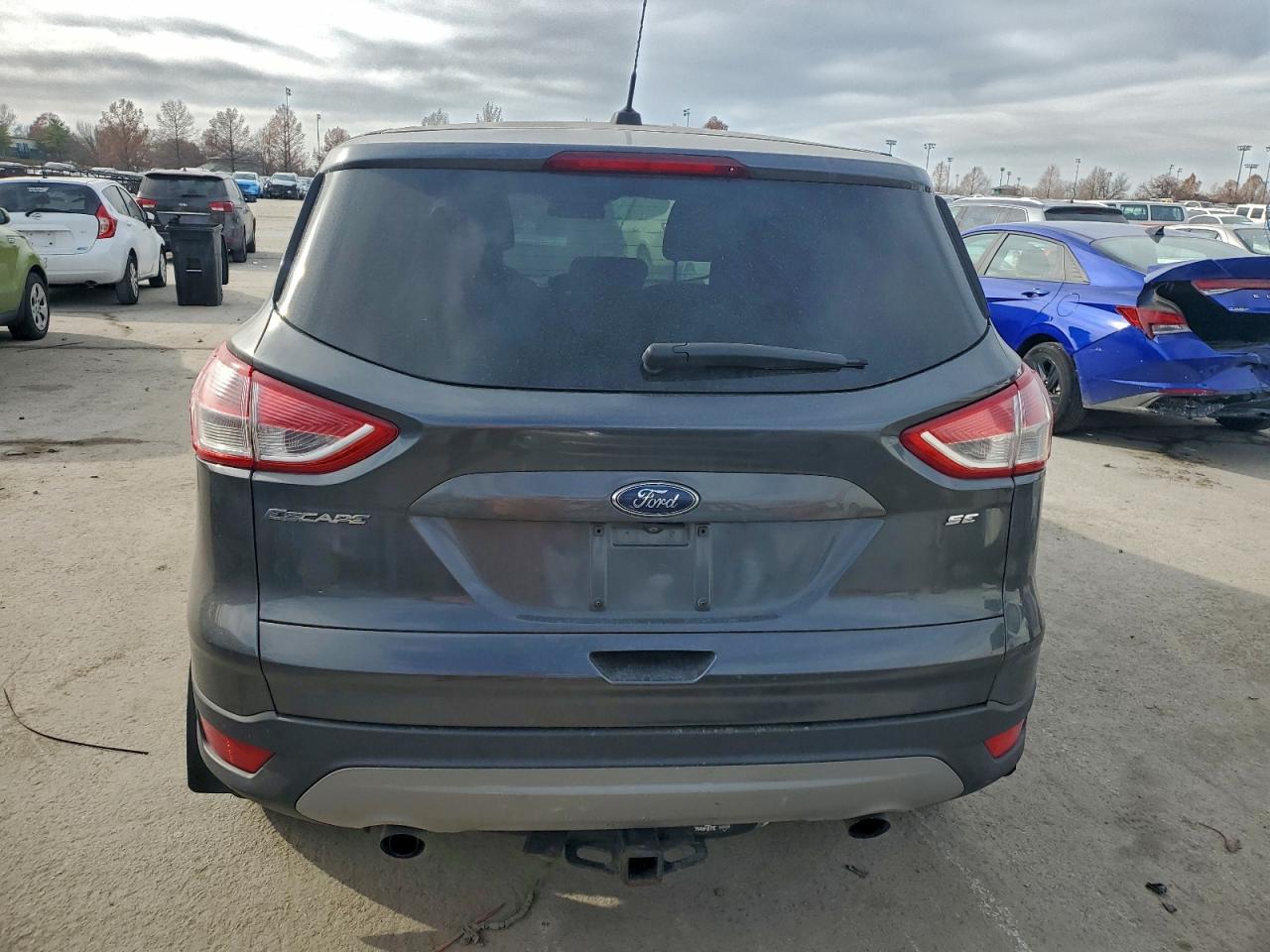 2016 FORD ESCAPE SE photo 6