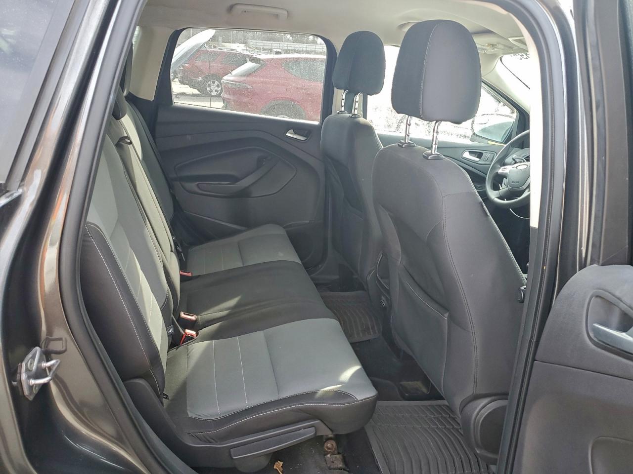 2016 FORD ESCAPE SE photo 11