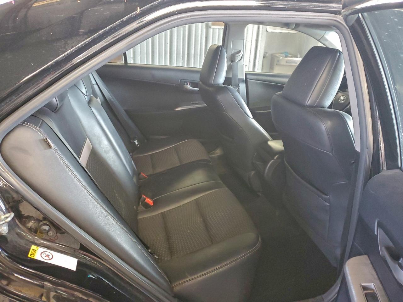 2014 TOYOTA CAMRY L photo 28