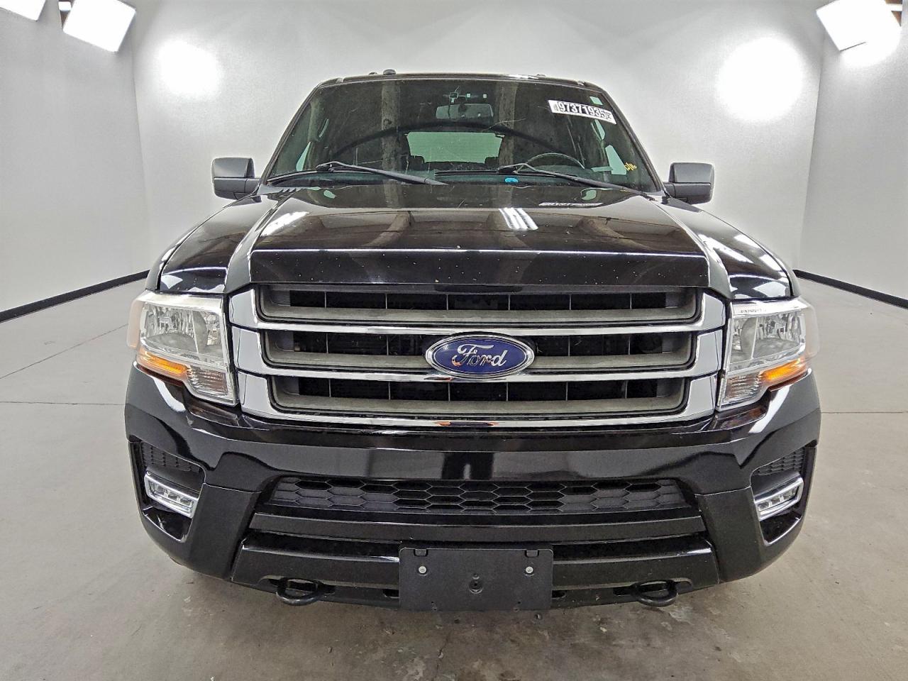 2017 FORD EXPEDITION EL XLT photo 5