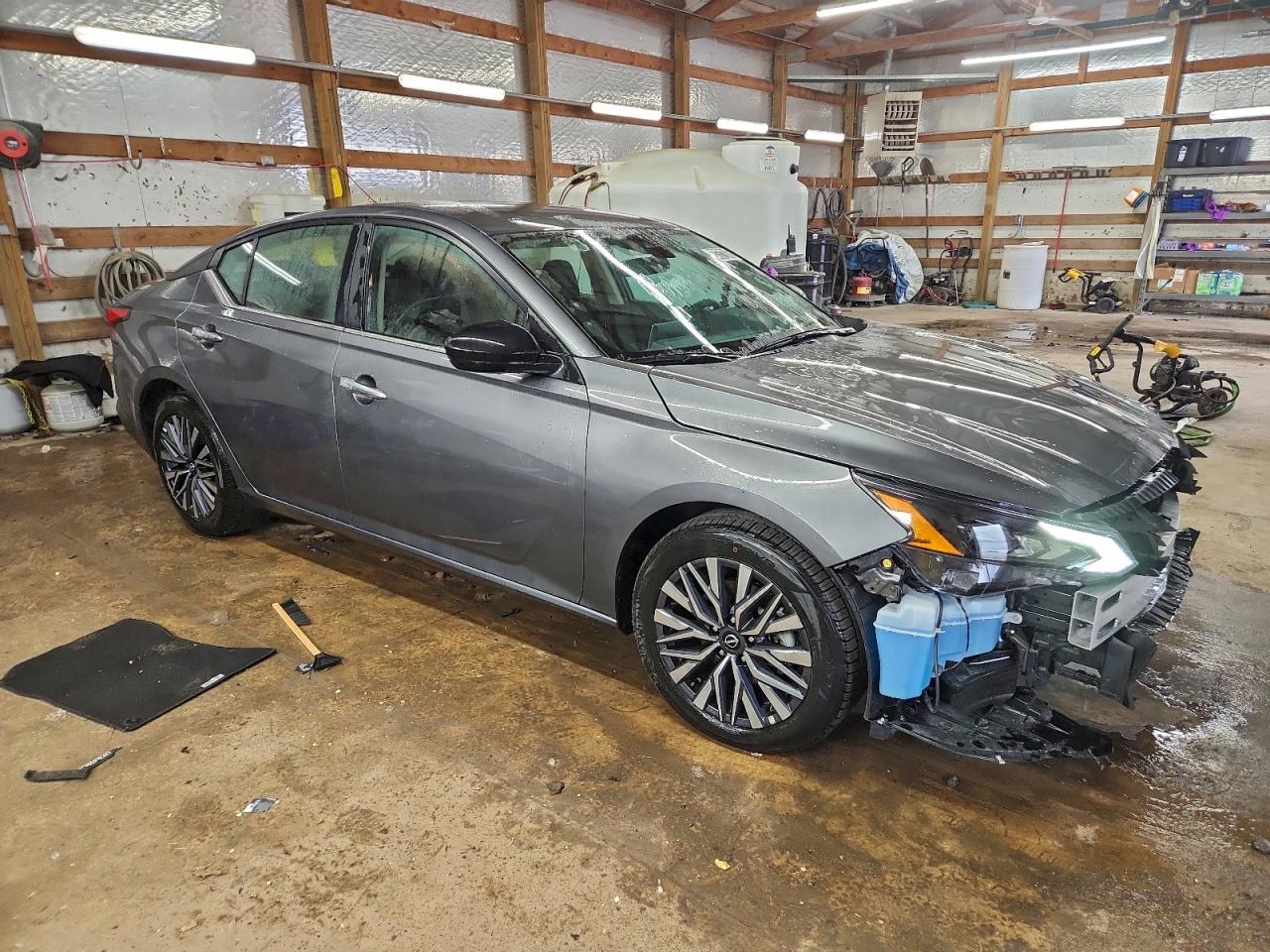 2025 NISSAN ALTIMA SV photo 4