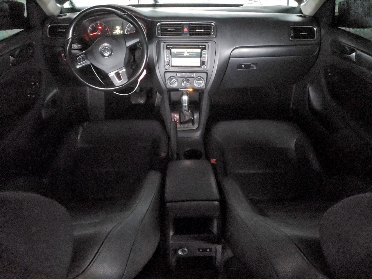 2012 VOLKSWAGEN JETTA SE photo 22