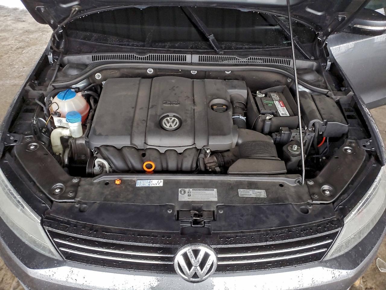 2012 VOLKSWAGEN JETTA SE photo 31
