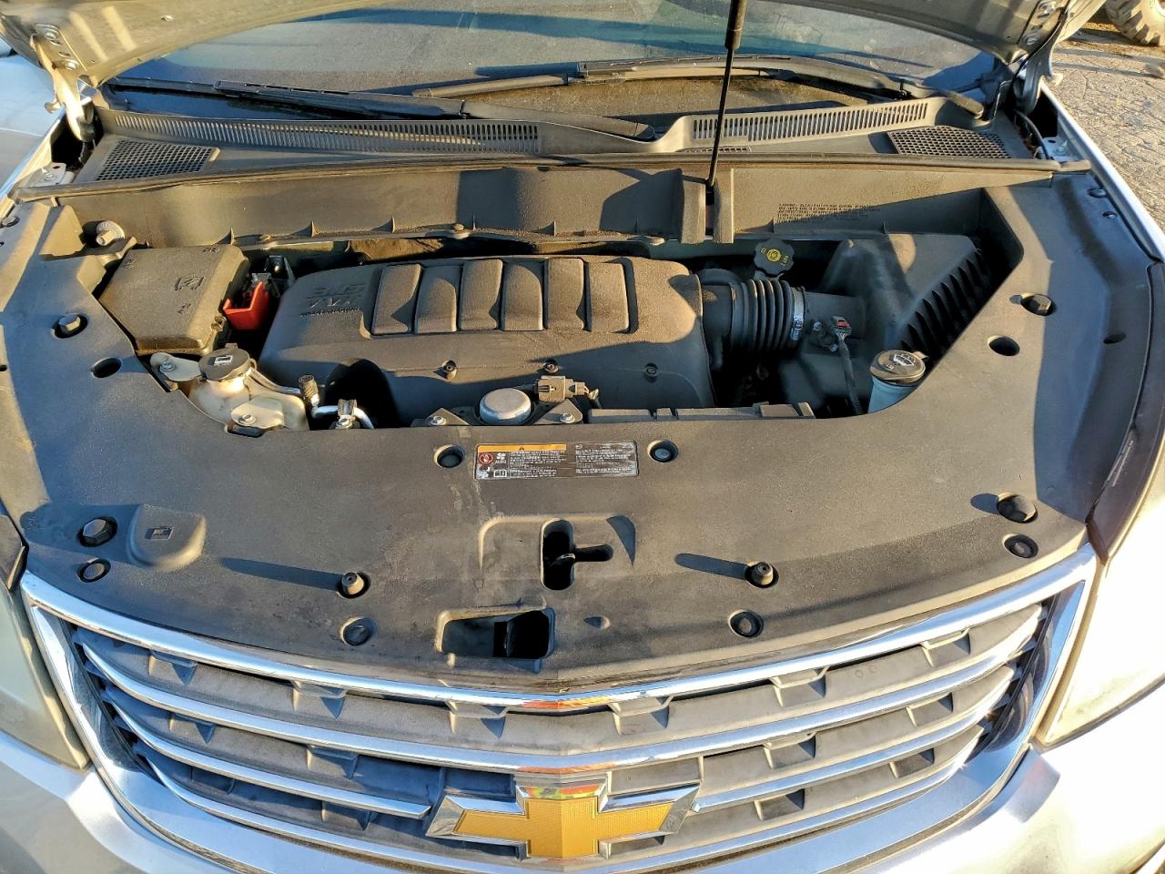 2014 CHEVROLET TRAVERSE LT photo 12