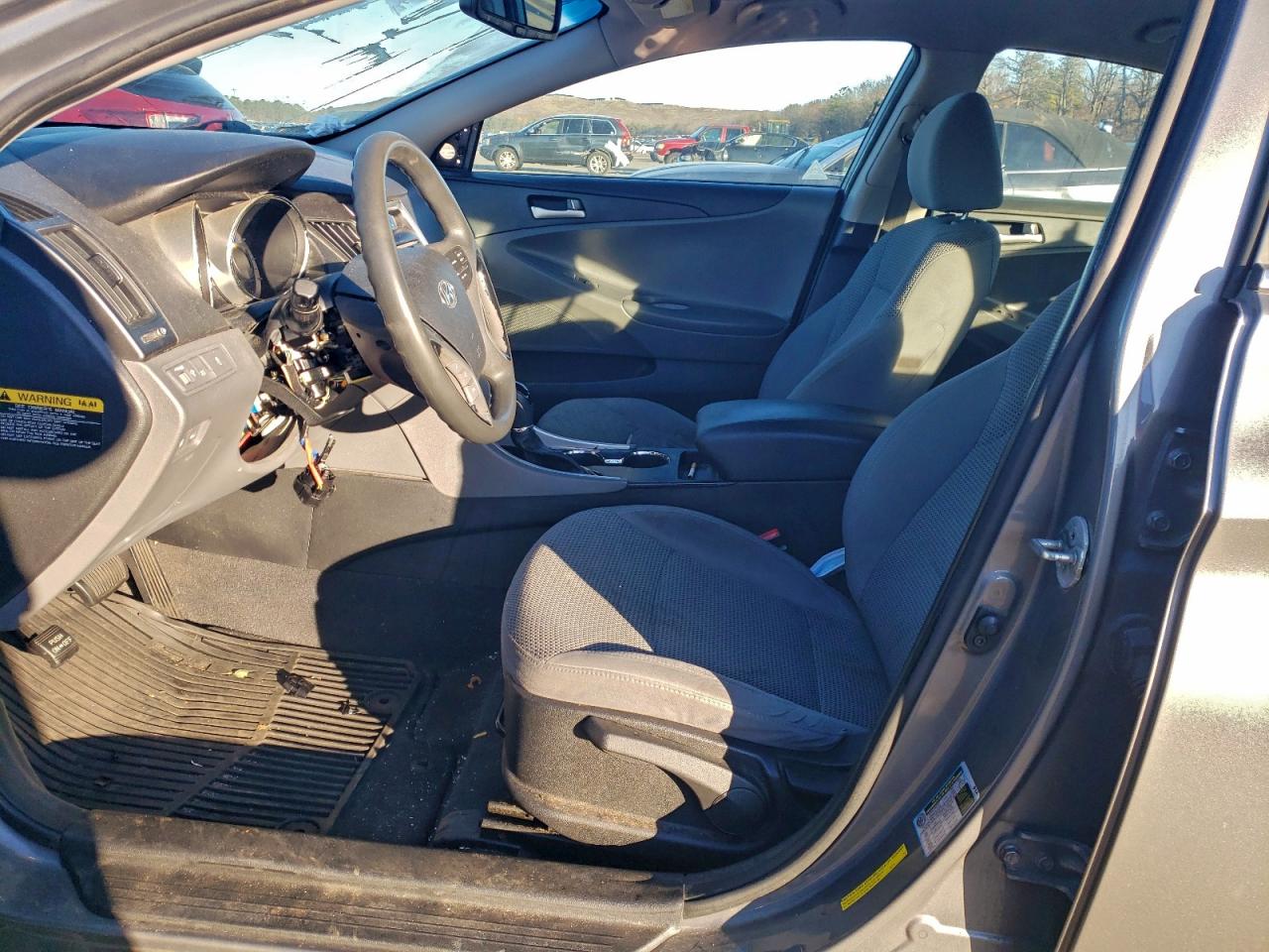 2012 HYUNDAI SONATA GLS photo 19