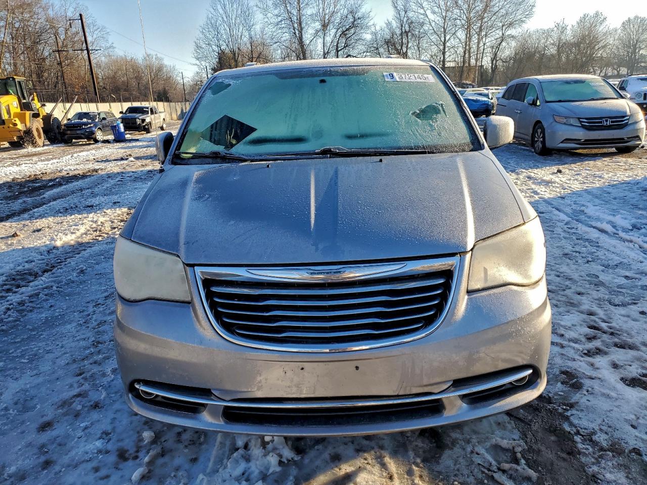 2013 CHRYSLER TOWN & COUNTRY TOURING photo 5