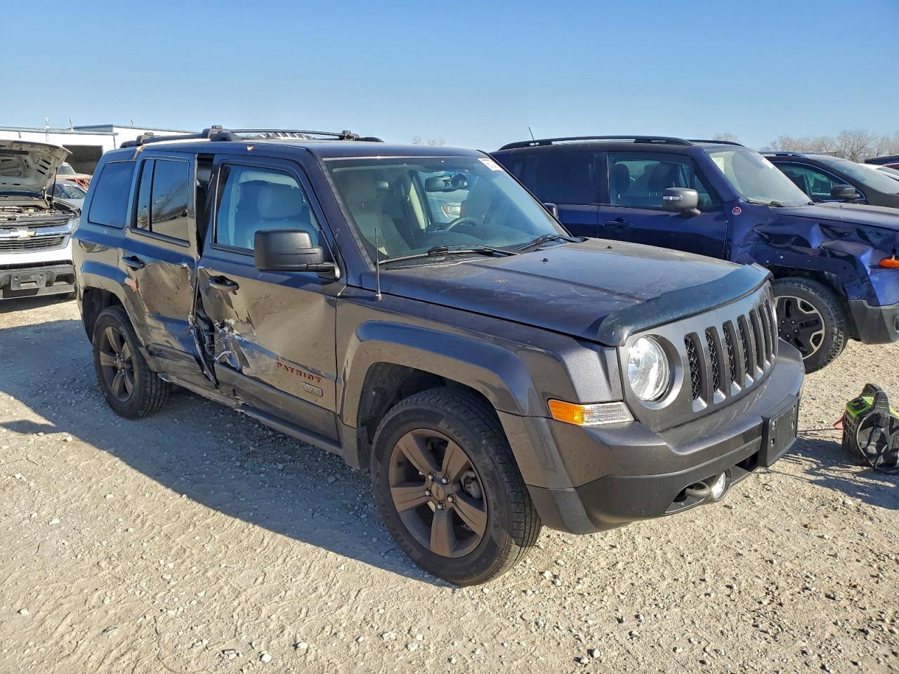 2017 JEEP PATRIOT SPORT photo 4