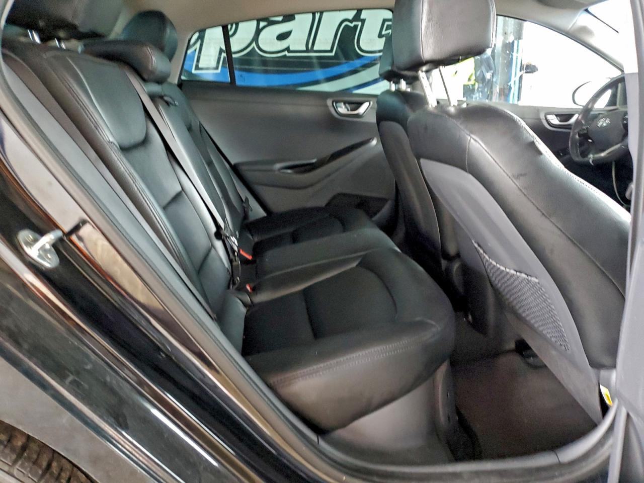 2019 HYUNDAI IONIQ SEL photo 10
