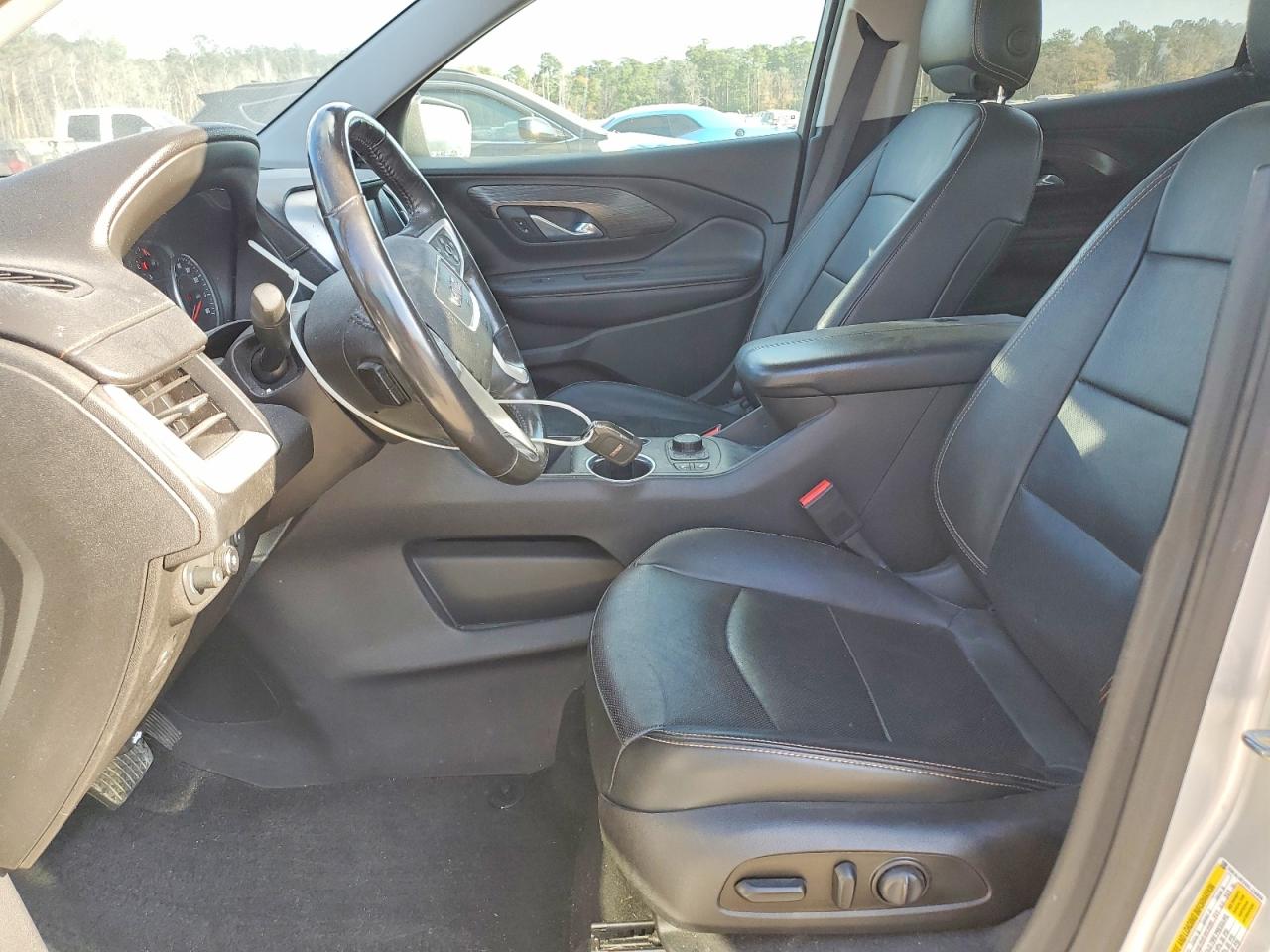 2019 GMC TERRAIN SLT photo 19