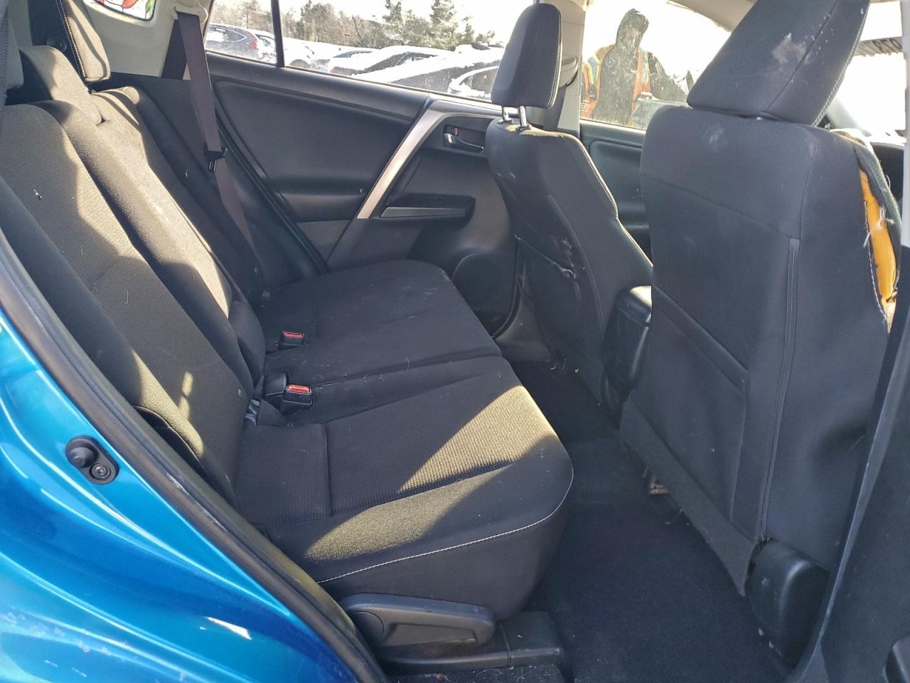 2016 TOYOTA RAV4 XLE photo 21