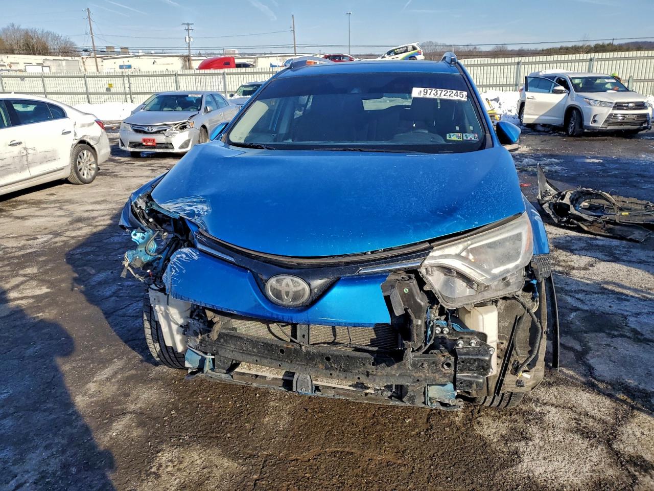 2016 TOYOTA RAV4 XLE photo 9