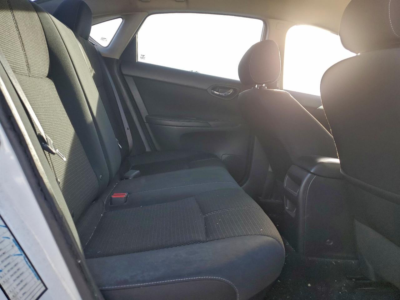 2018 NISSAN SENTRA S photo 10