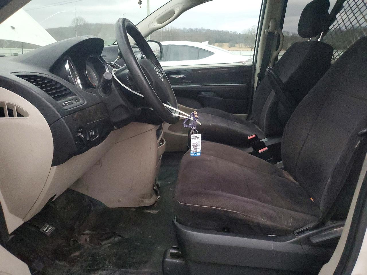2011 DODGE GRAND CARAVAN C/V photo 13