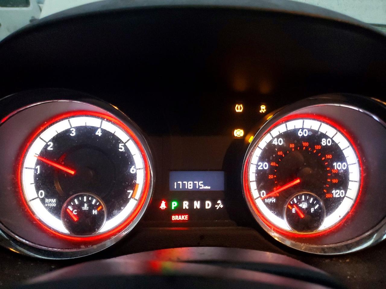 2011 DODGE GRAND CARAVAN C/V photo 17