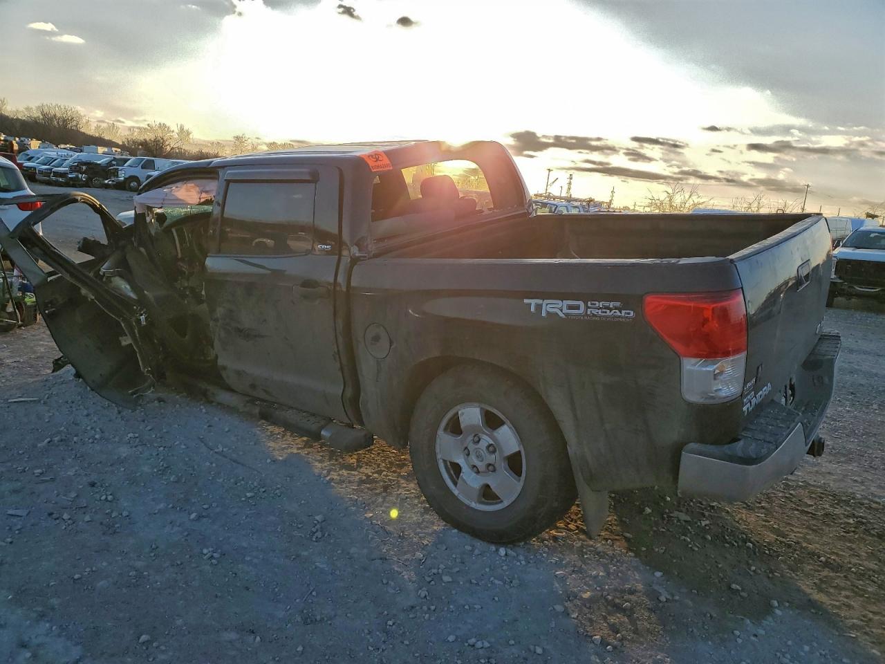 2012 TOYOTA TUNDRA CREWMAX SR5 photo 2