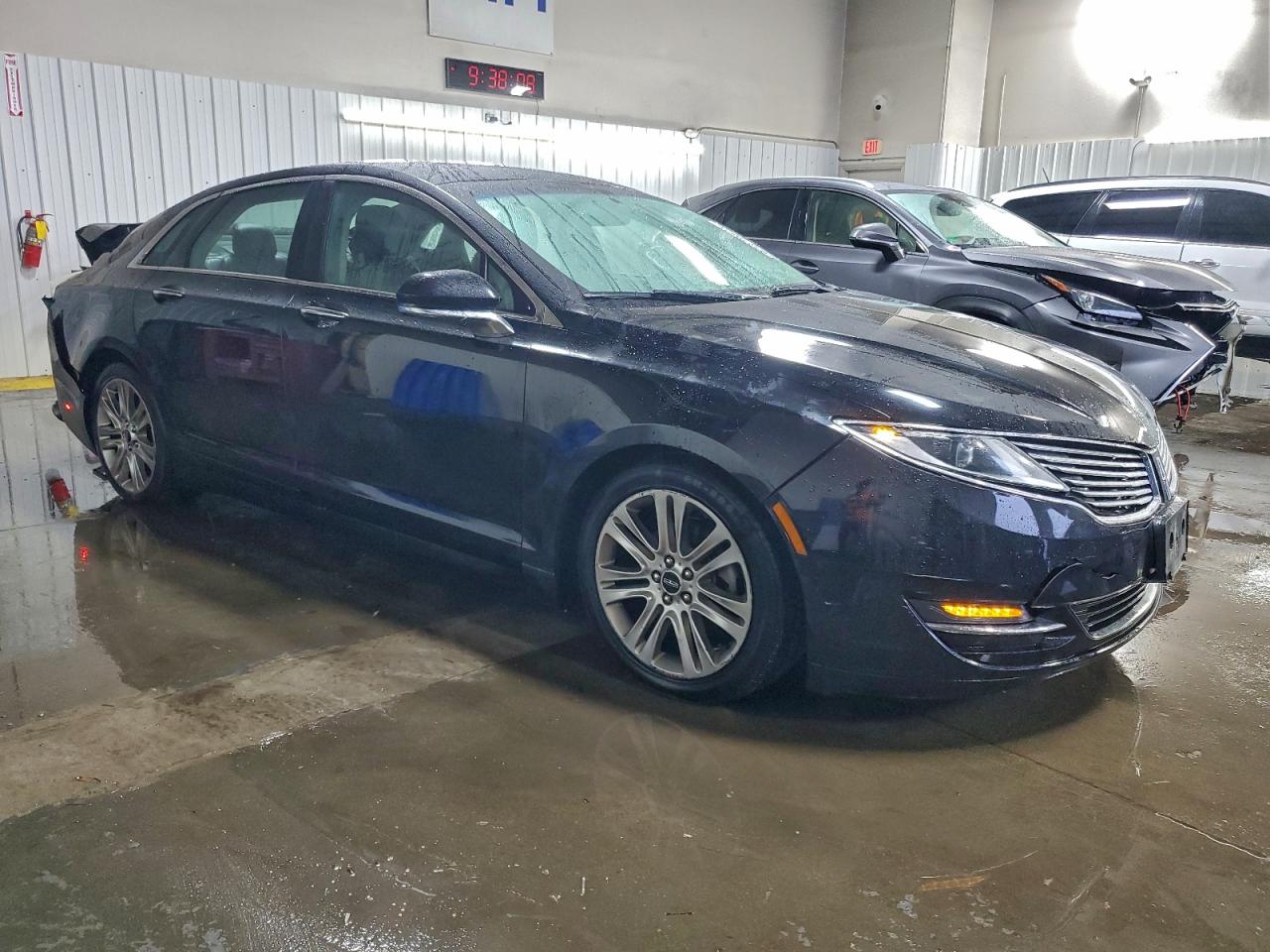 2016 LINCOLN MKZ HYBRID photo 4