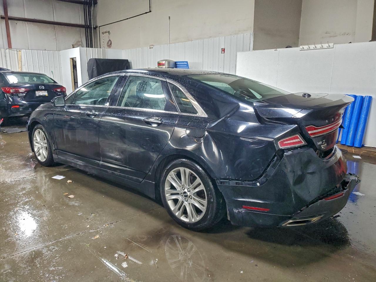 2016 LINCOLN MKZ HYBRID photo 2