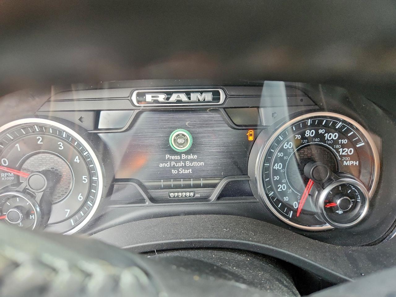 2021 RAM 1500 photo 25