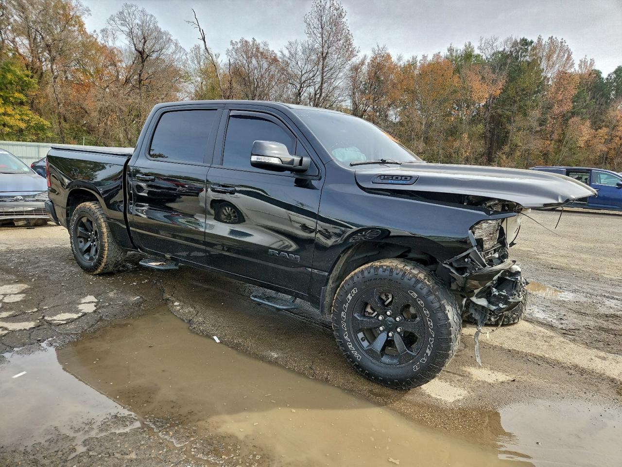 2021 RAM 1500 photo 10