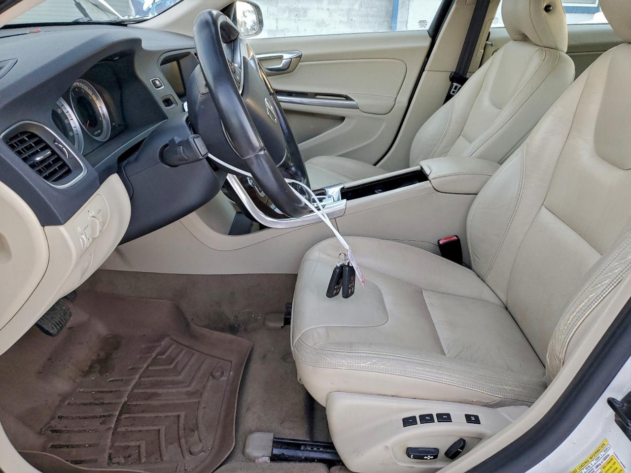 2012 VOLVO S60 T5 photo 19