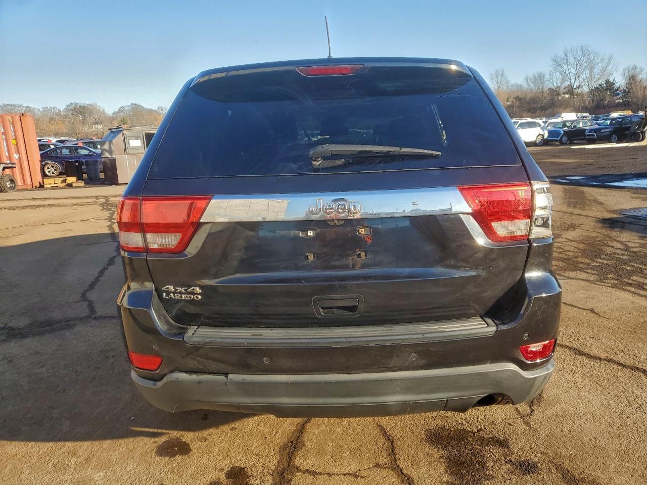 2012 JEEP GRAND CHEROKEE LAREDO photo 6