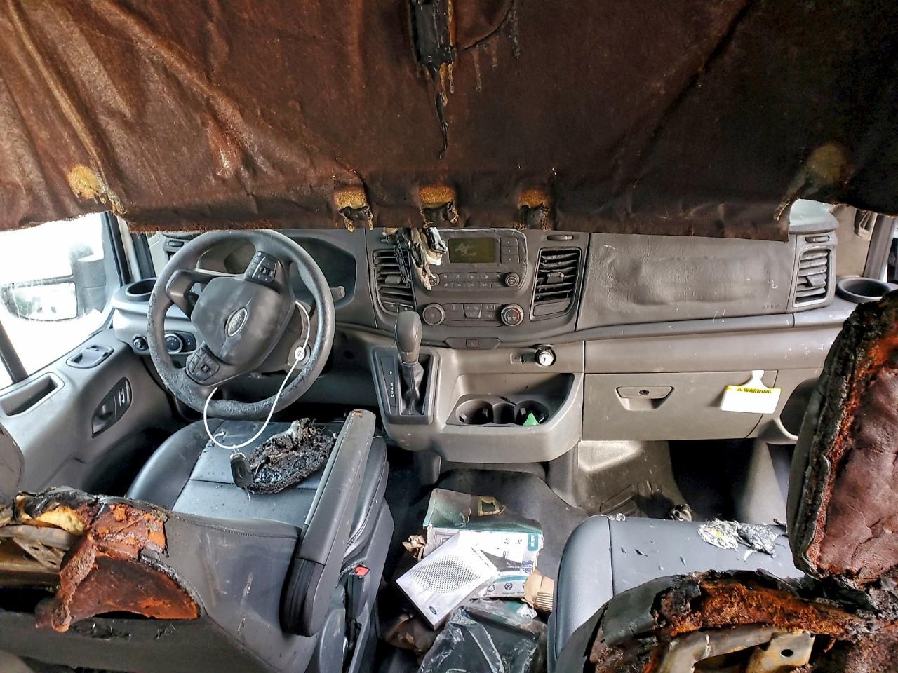 2025 FORD TRANSIT T-250 photo 15