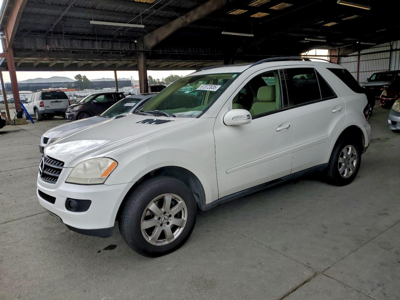 2007 MERCEDES-BENZ ML 350 — MINOR DENT/SCRATCHES damage — photo 1