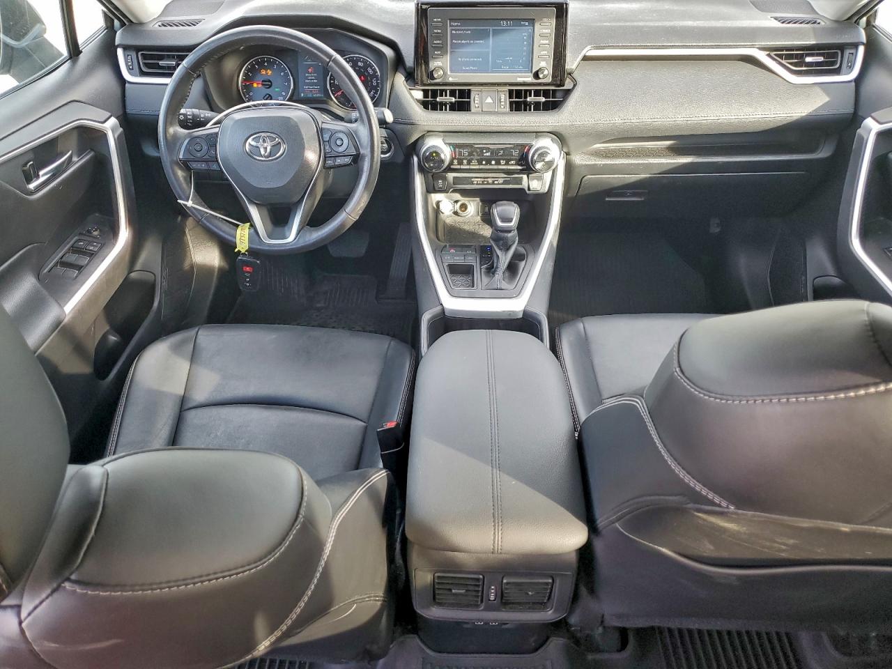 2022 TOYOTA RAV4 XLE PREMIUM photo 8