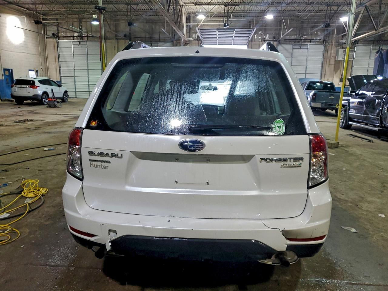 2010 SUBARU FORESTER XS photo 11