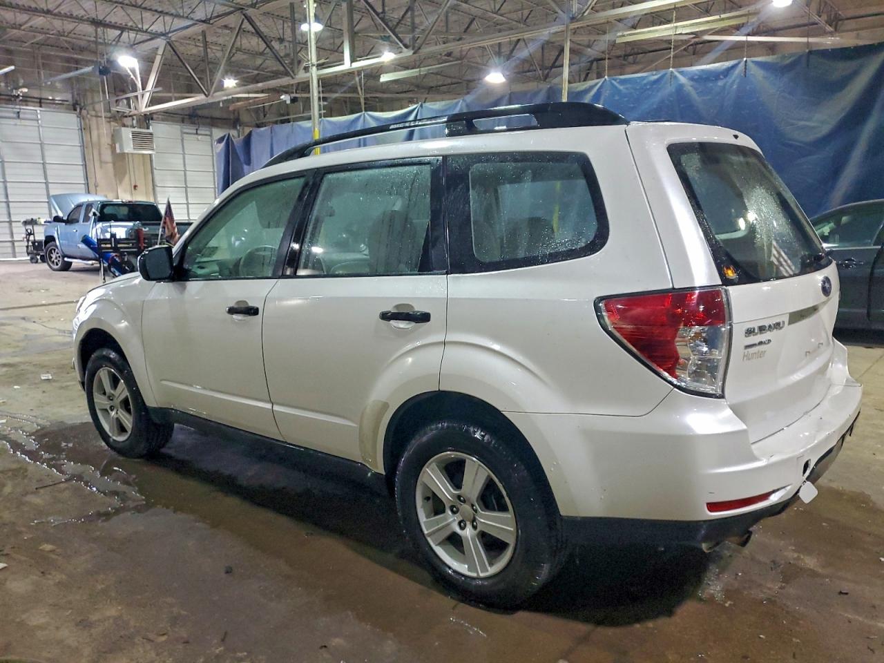 2010 SUBARU FORESTER XS photo 3