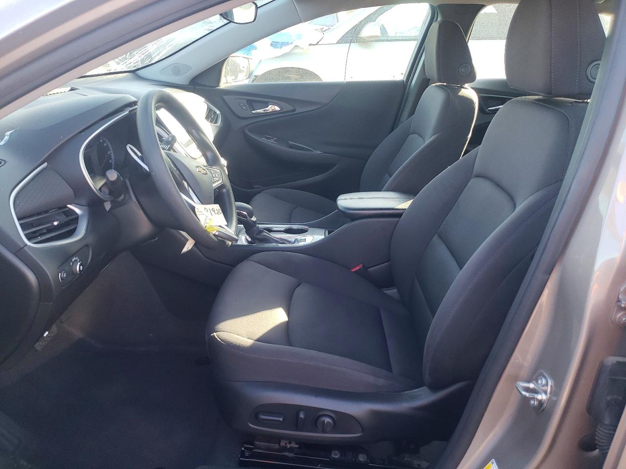2023 CHEVROLET MALIBU LT photo 13