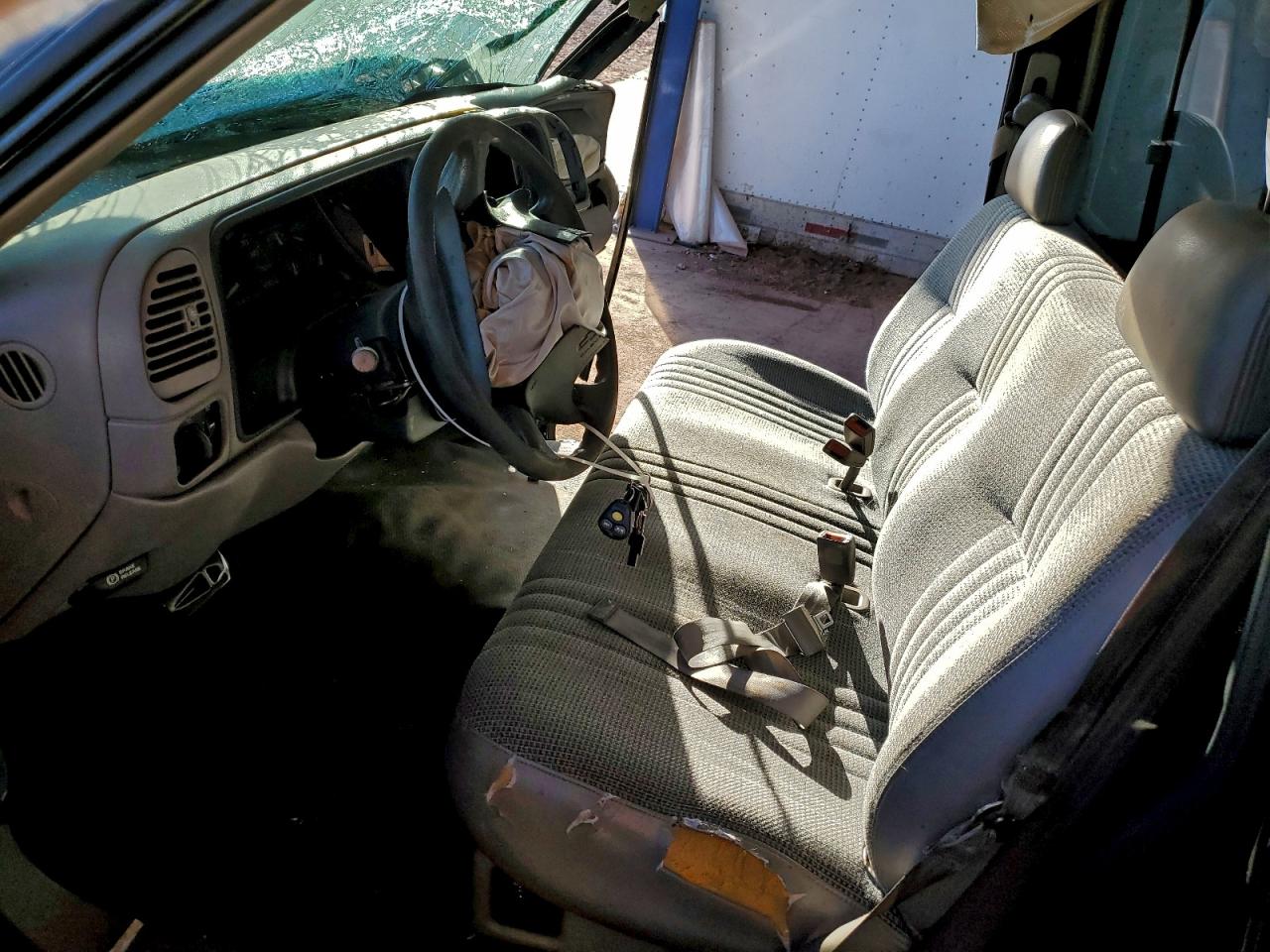 1997 CHEVROLET GMT-400 C1500 photo 13