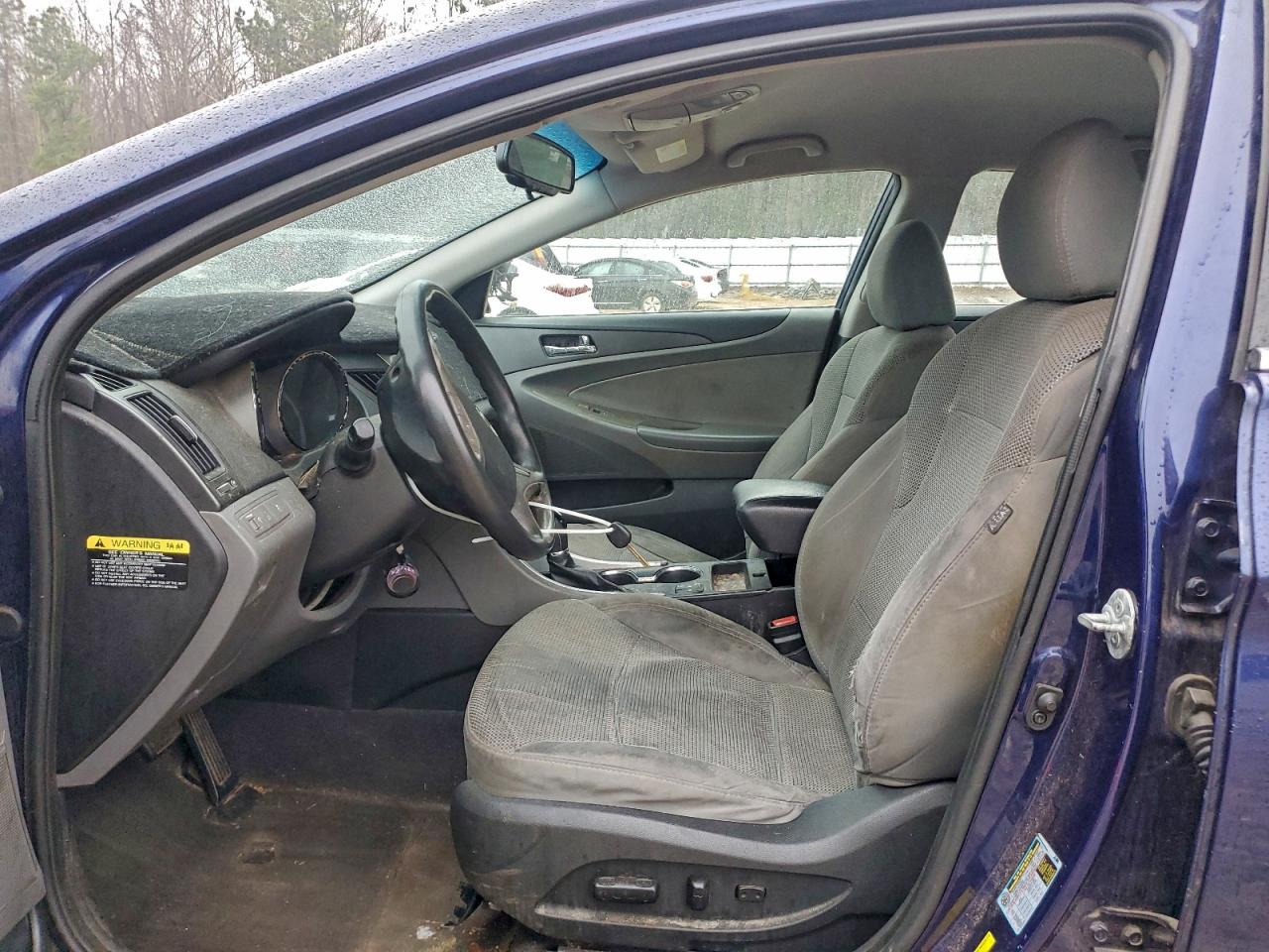 2014 HYUNDAI SONATA GLS photo 13