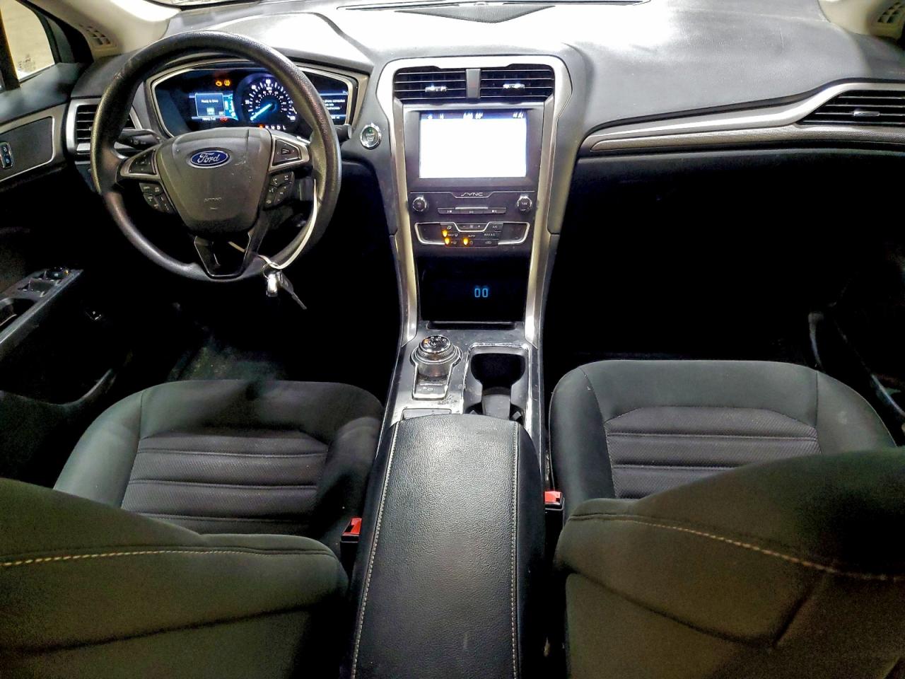 2019 FORD FUSION SE photo 15