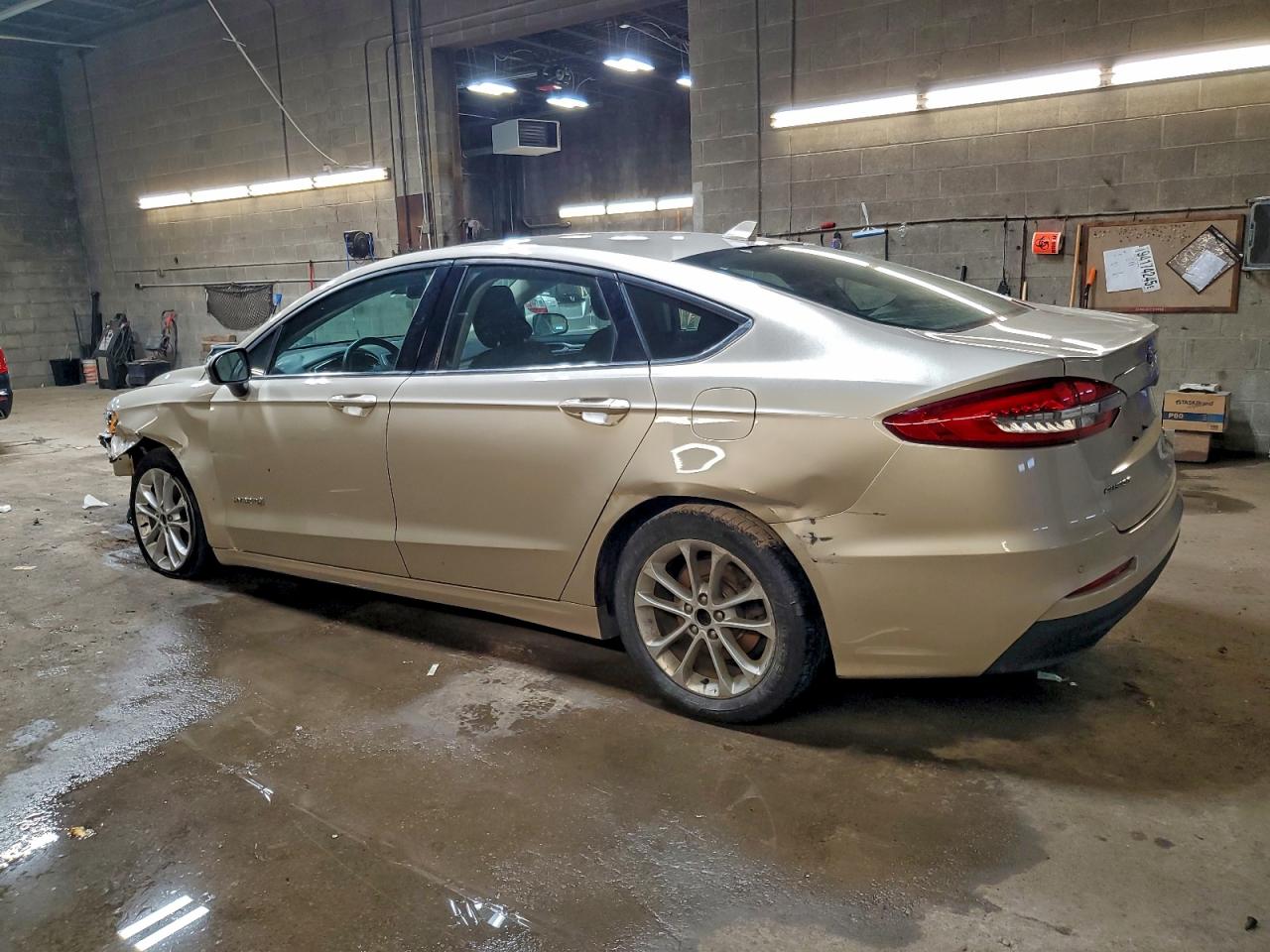 2019 FORD FUSION SE photo 3