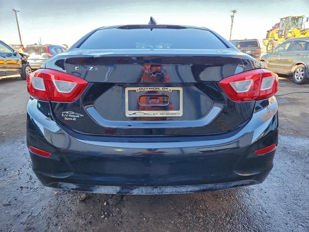 2017 CHEVROLET CRUZE LS photo 6