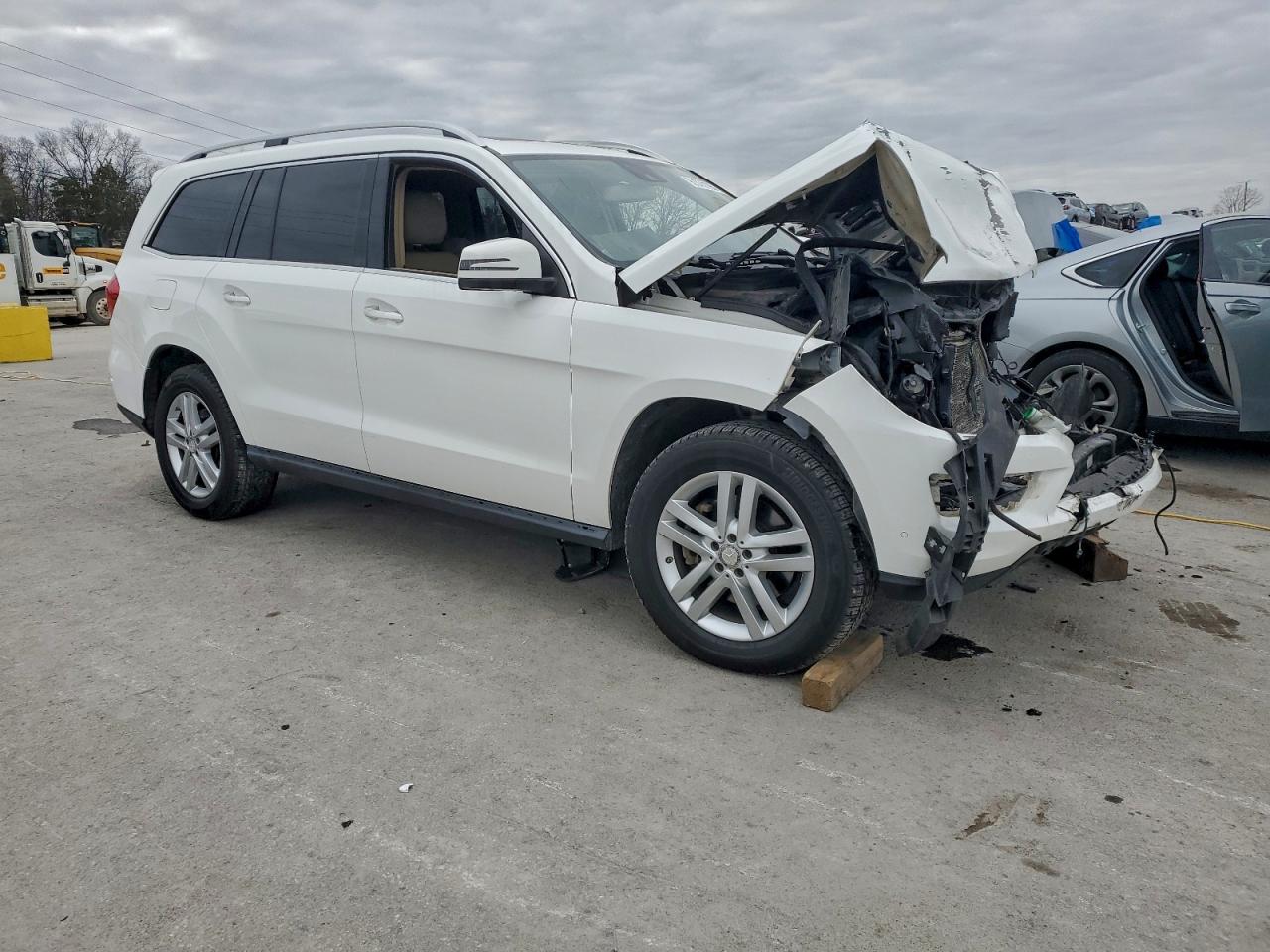 2015 MERCEDES-BENZ GL 450 4MATIC photo 4