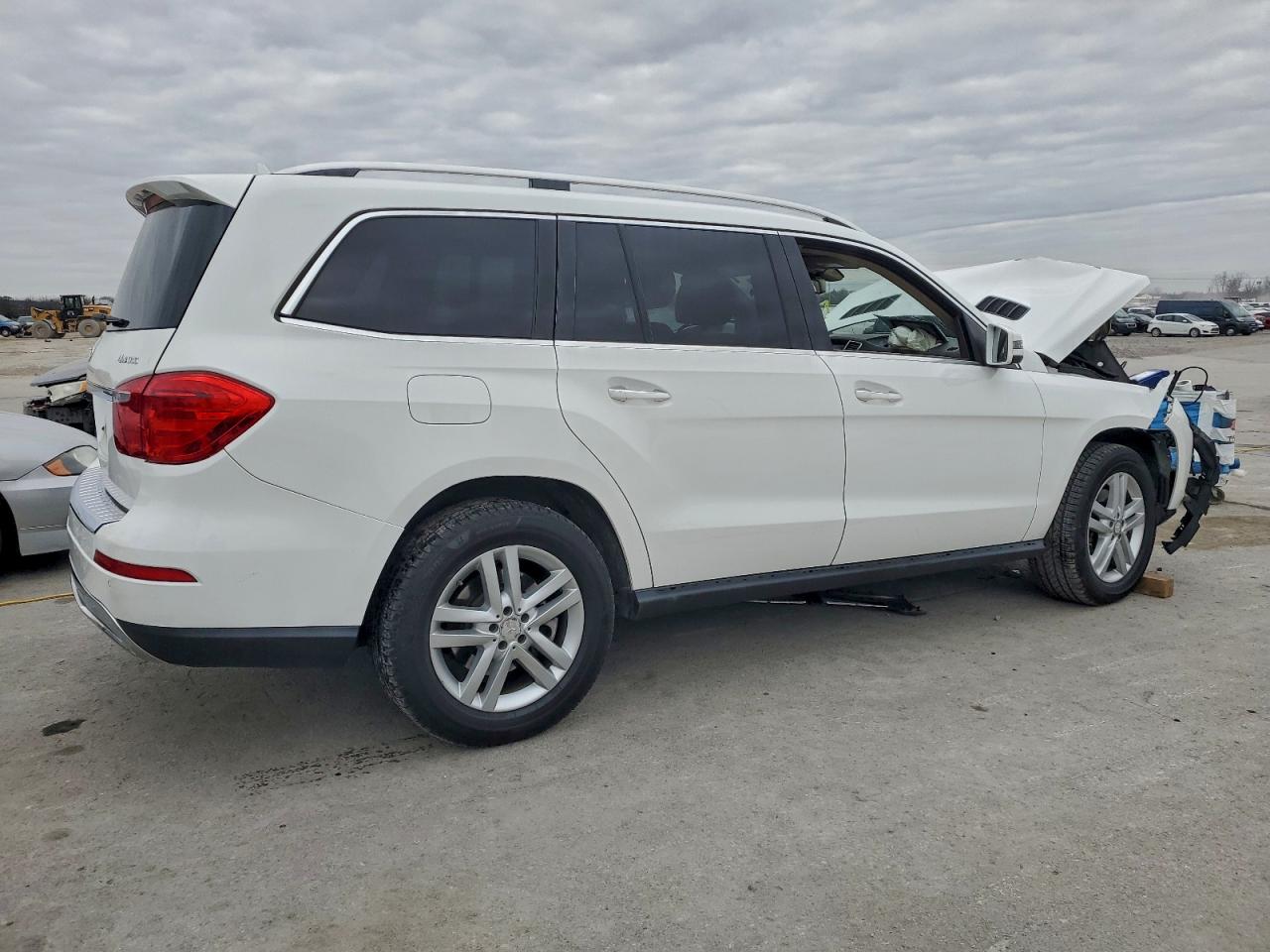 2015 MERCEDES-BENZ GL 450 4MATIC photo 3