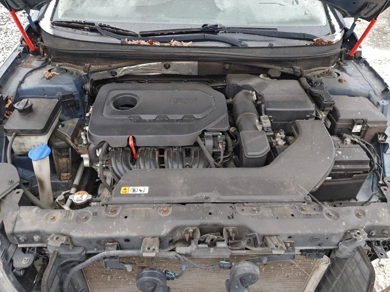 2015 HYUNDAI SONATA SE photo 11